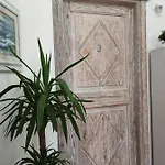 Antica Isola Couette-café 3*