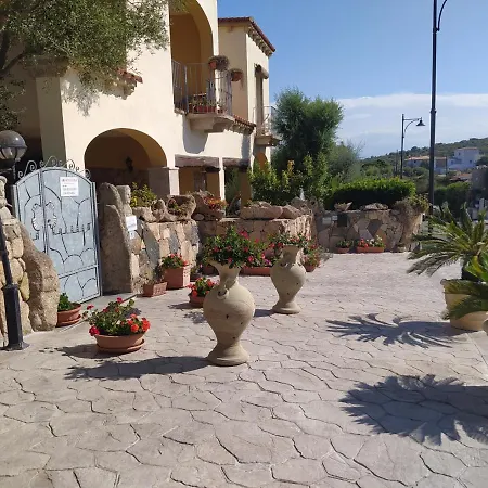 Oda ve Kahvaltı Antica Isola Olbia
