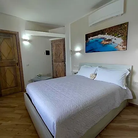 Antica Isola 3* אולביה