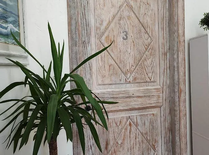 Antica Isola Bed & Breakfast 3*